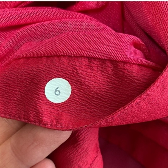 Lululemon Lightweight Running Zip Jacket Size 6 - Picture 9 of 12